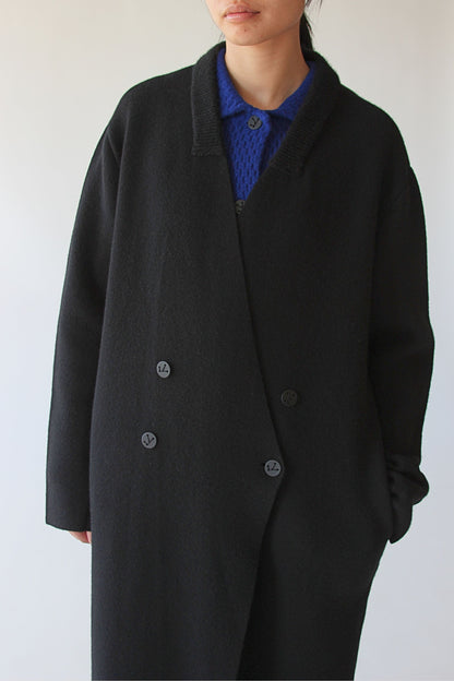 Tomegu-B Coat In Black