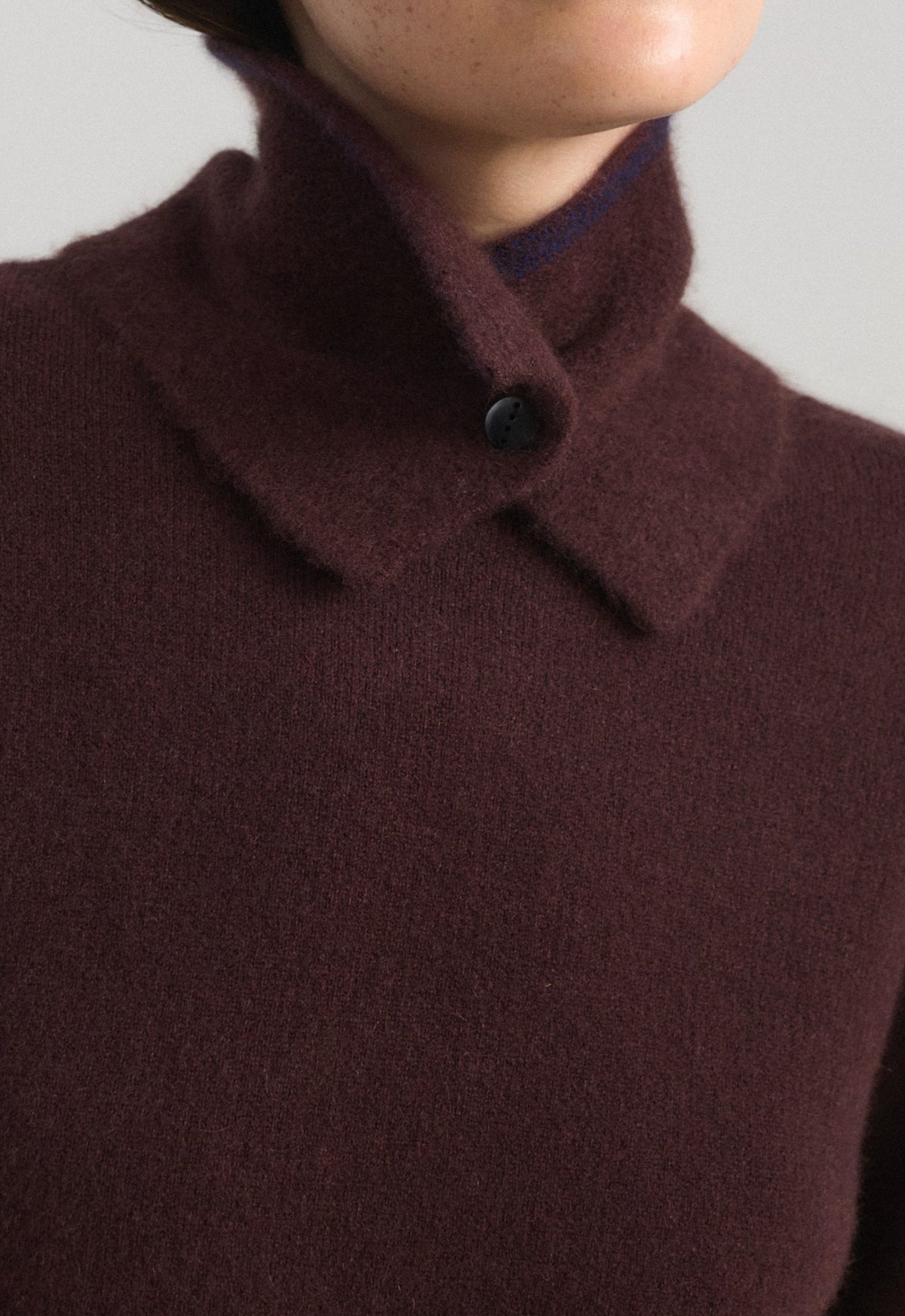 Neku Neck Snood in Carob & Ink