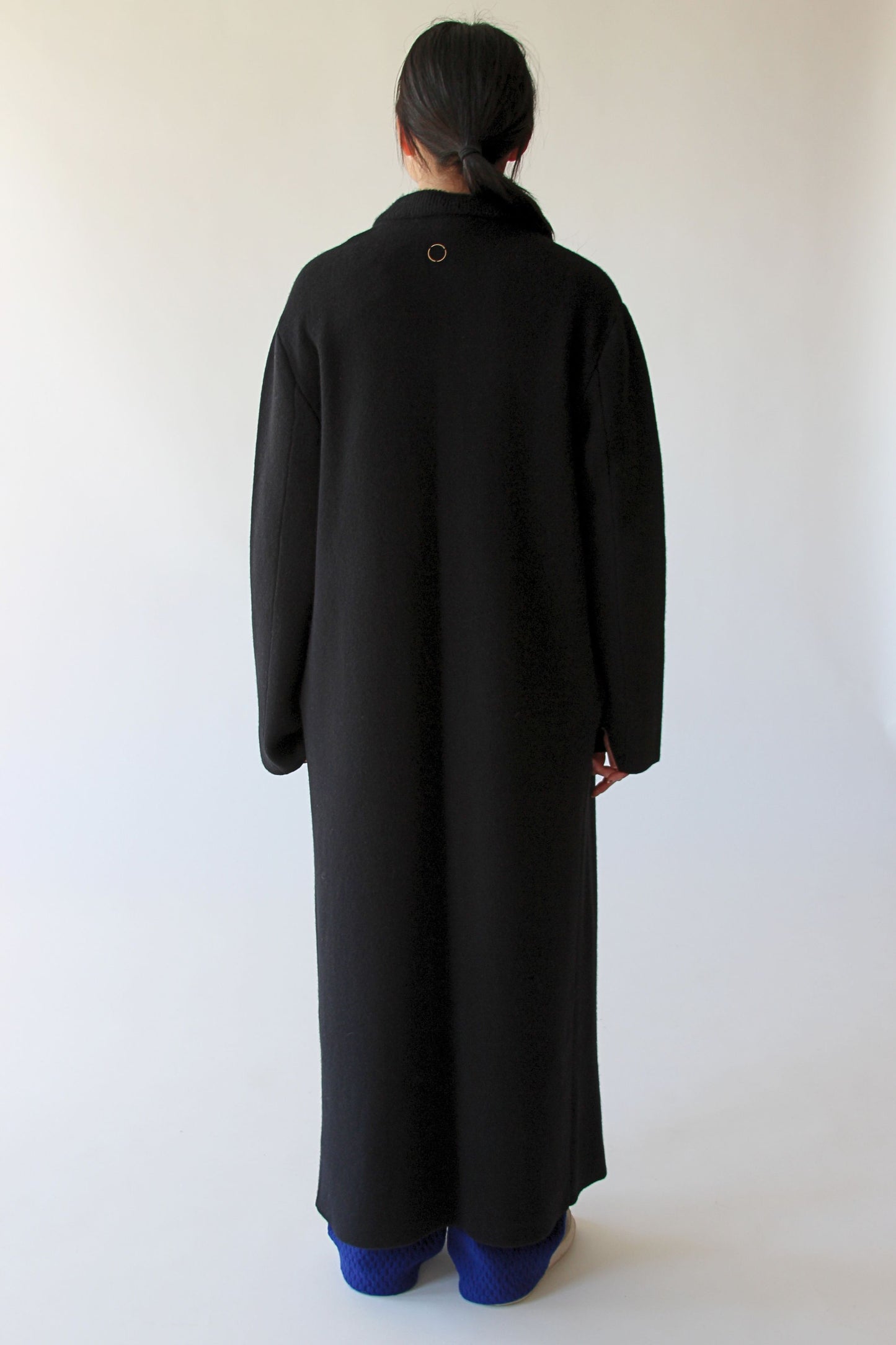 Tomegu-B Coat In Black