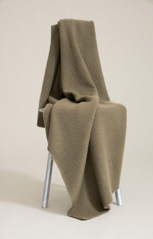 Maple Cashmere Throw in Moss