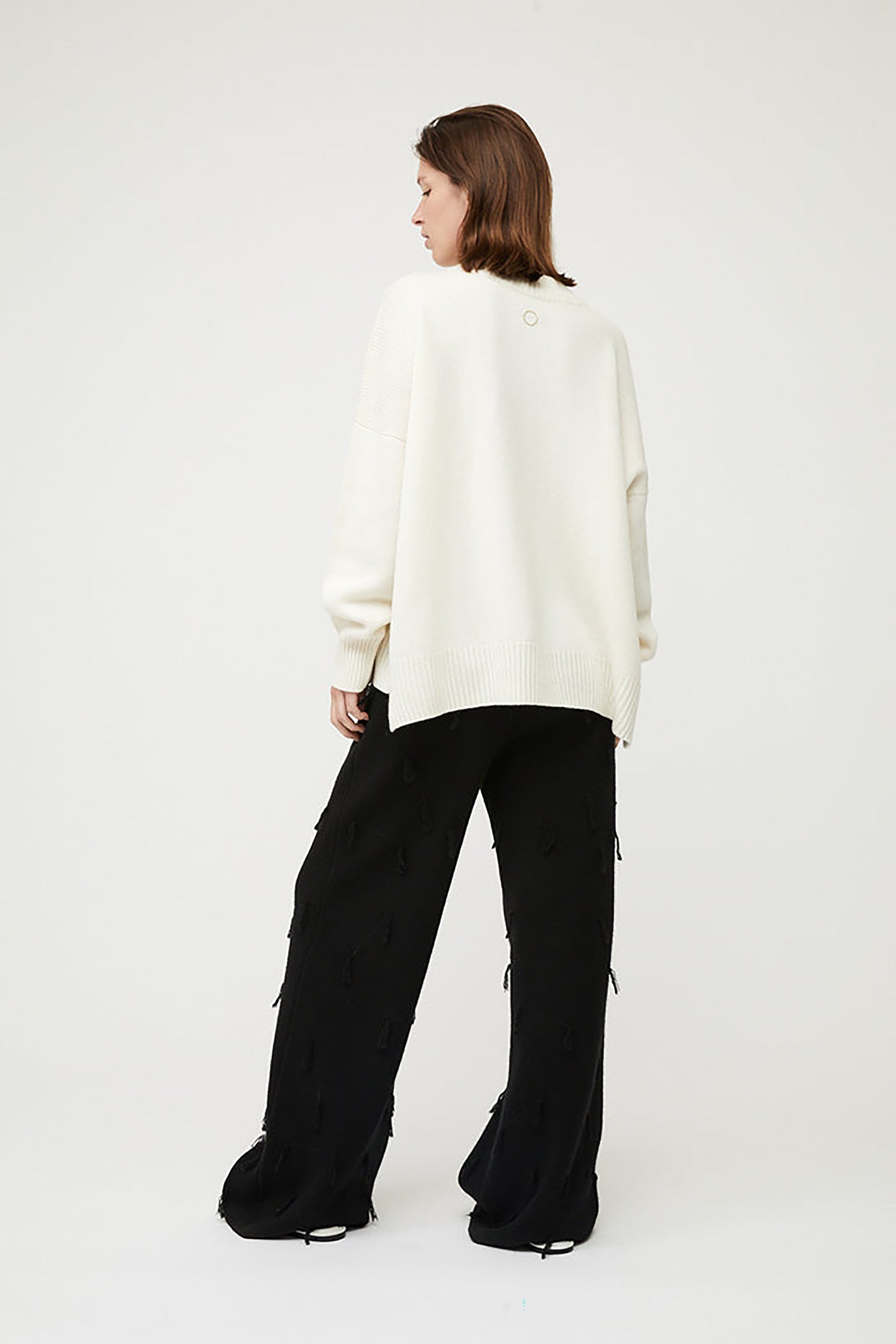 Aila Cashmere Sweater In Ivory