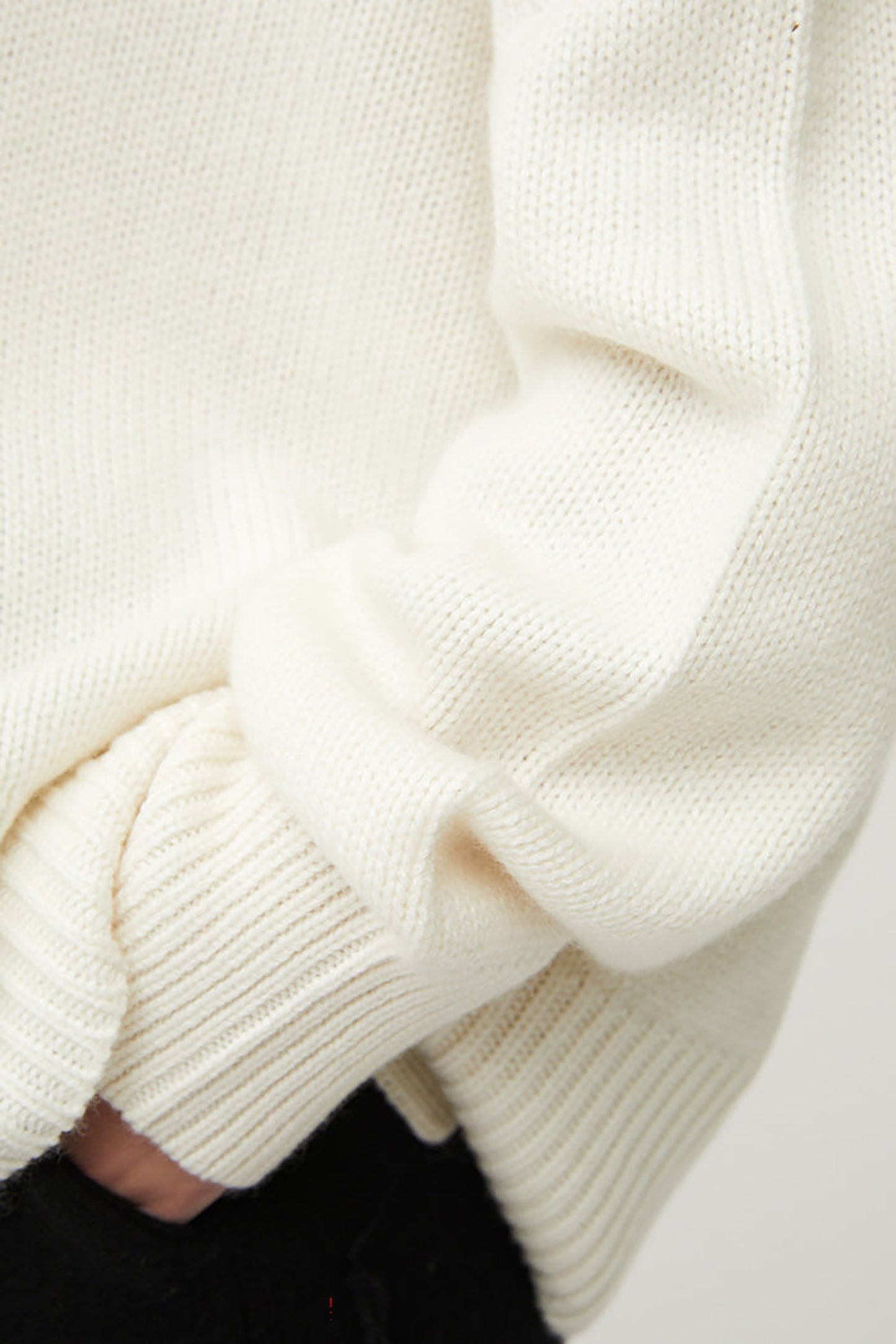 Aila Cashmere Sweater In Ivory