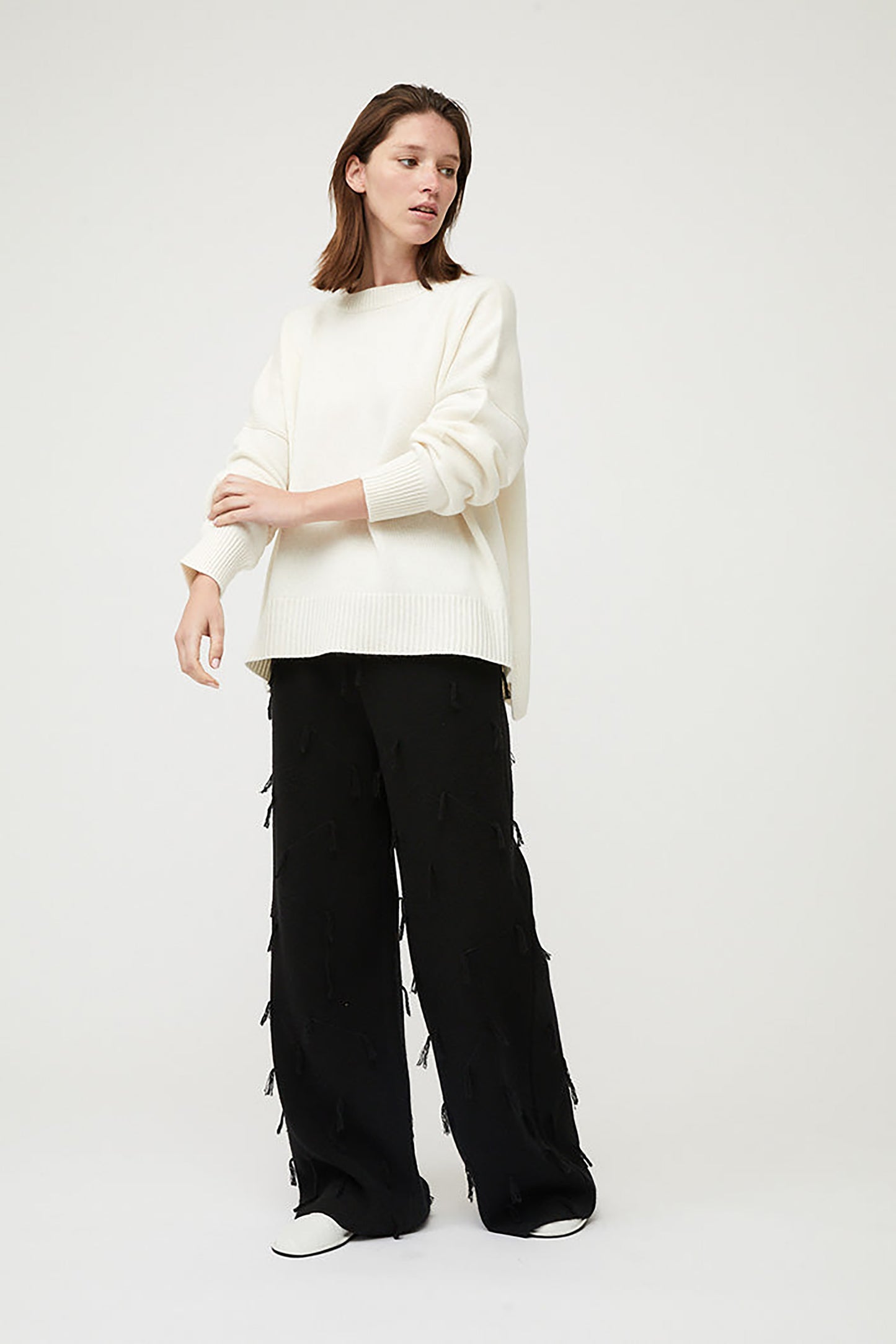 Aila Cashmere Sweater In Ivory