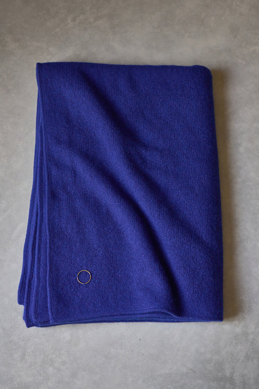 Daya Travel Throw in Ink
