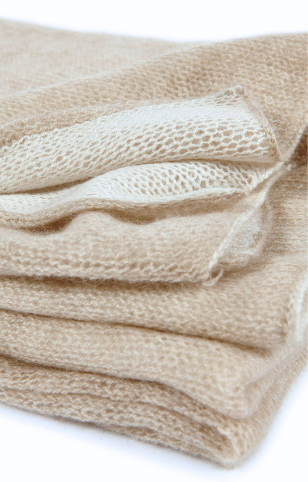 Dia Cashmere Shawl in Feather & Ivory