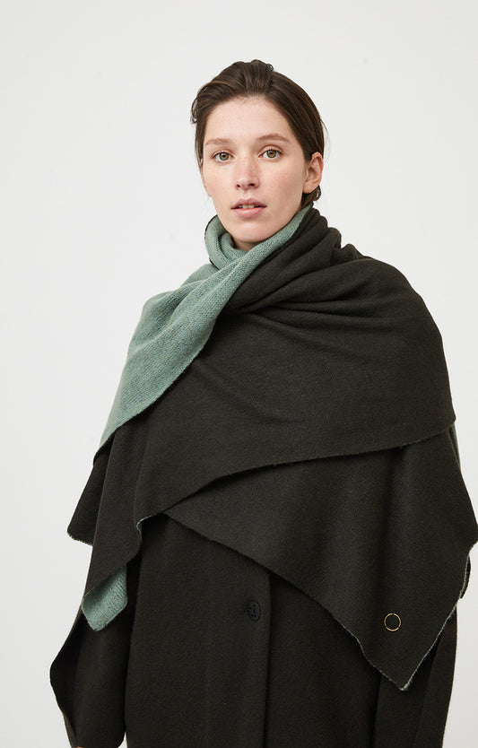 Dia Cashmere Shawl in Forest & Sage