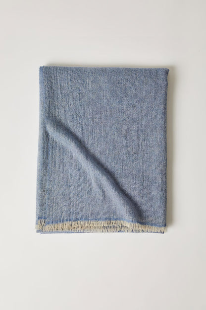 Esra Travel Throw