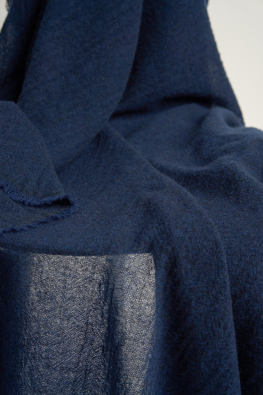 Esra Travel Throw
