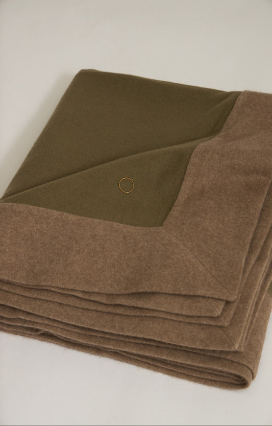 Etra Cashmere Big Bedspread in Moss & Taupe