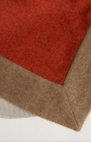 Etra Cashmere Throw in Fire & Taupe