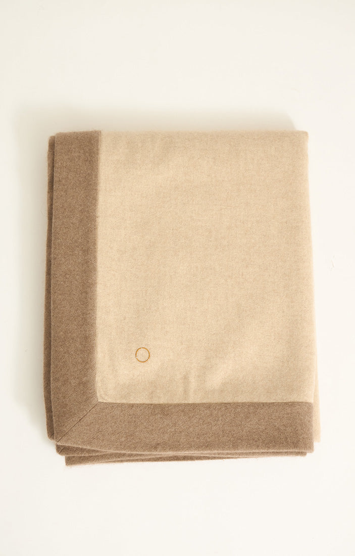 Etra Cashmere Throw In Beige & Taupe