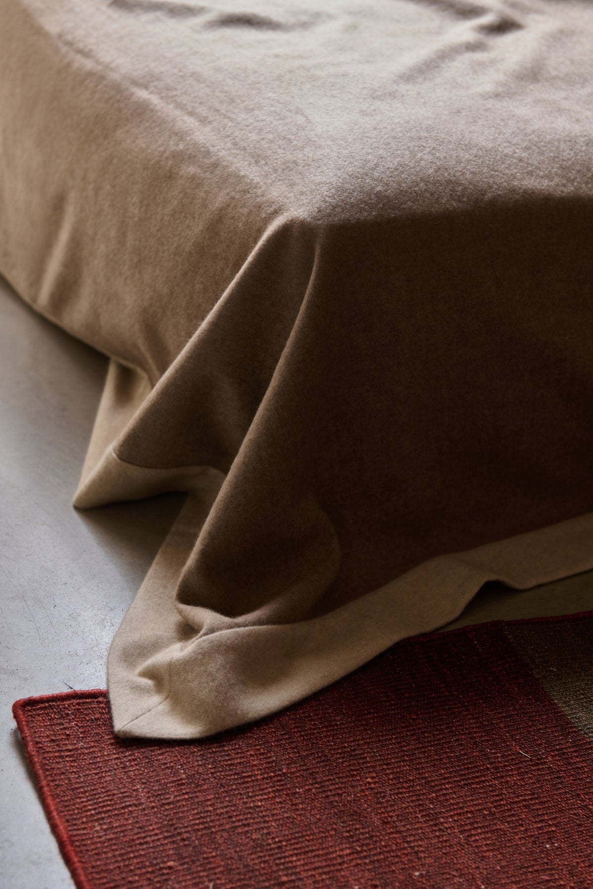 Etra Throw in Taupe & Beige