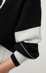Herlen Cashmere Sweater in Black & Ivory