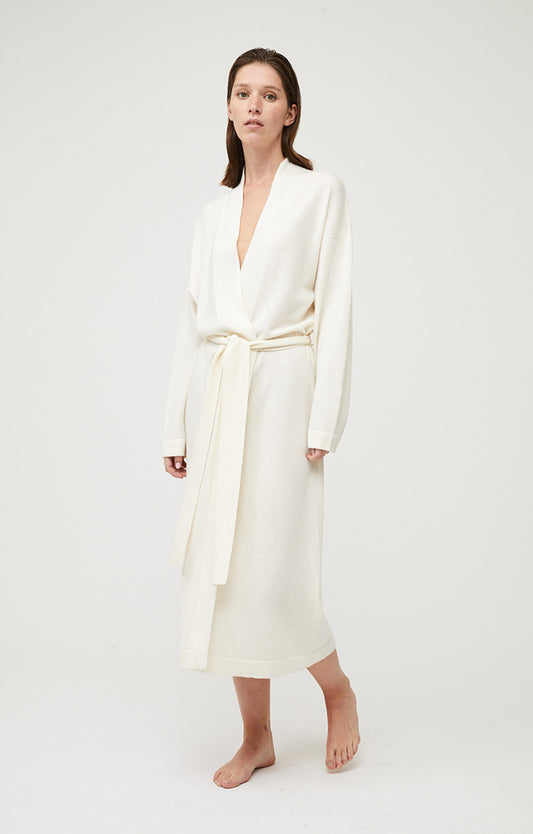 Legere Dressing Gown in Ivory