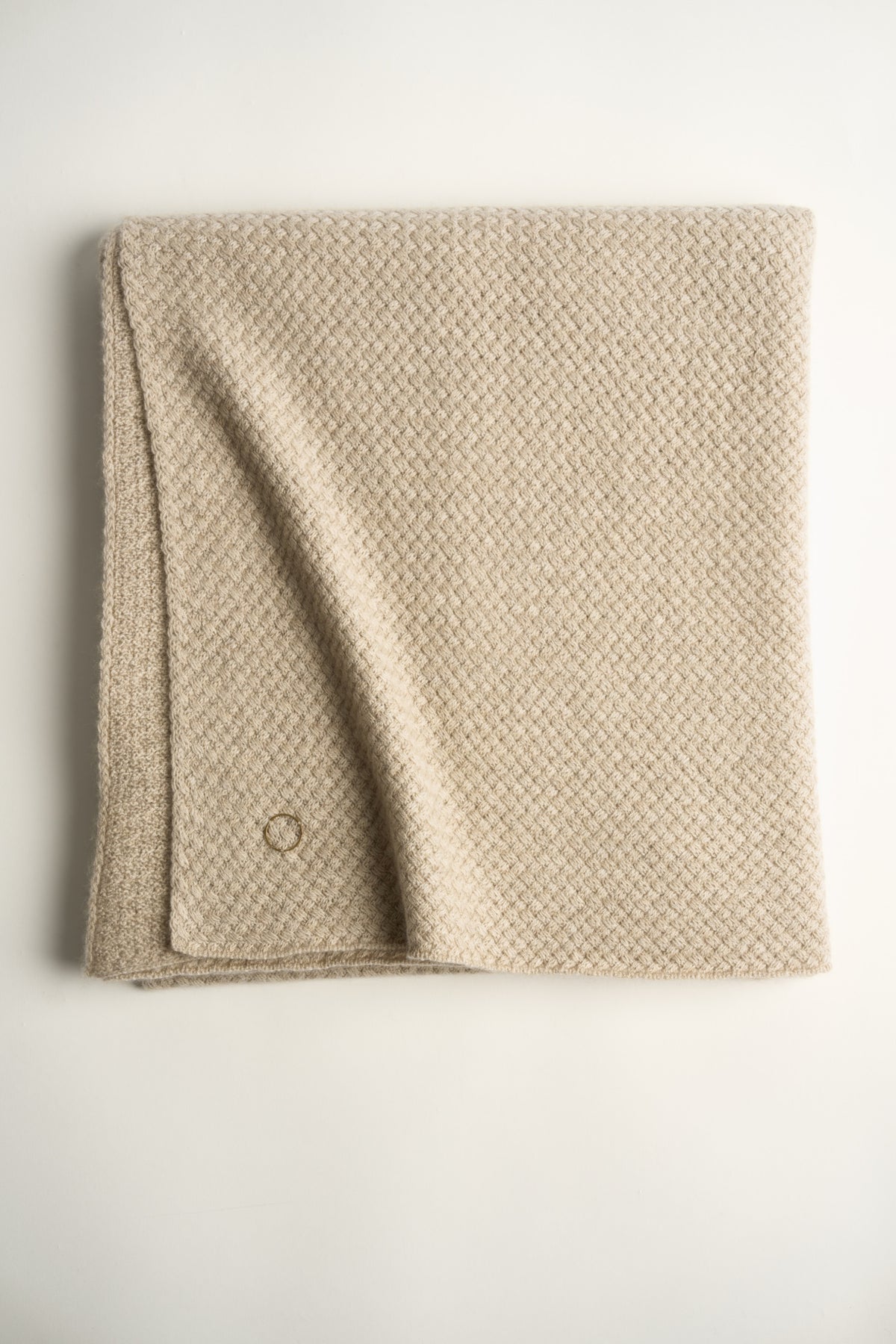 Maple Throw in Beige