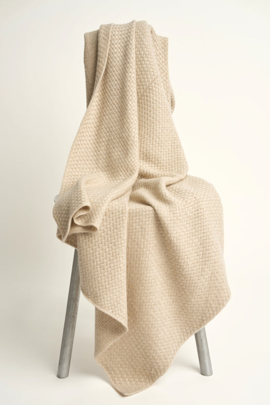 Maple Throw in Beige