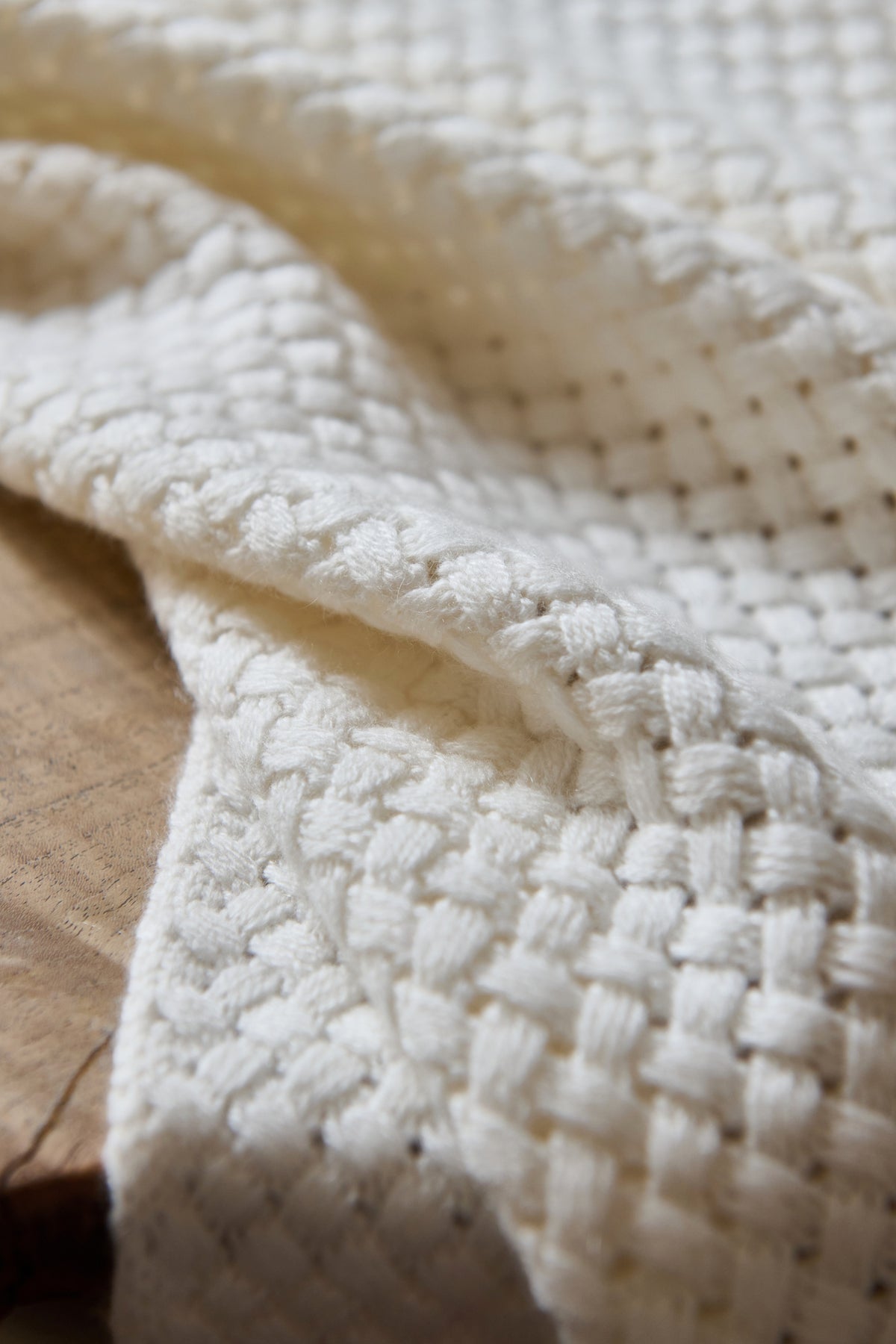 Maple Throw in Ivory