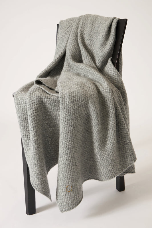 Maple Throw in Soft Grey