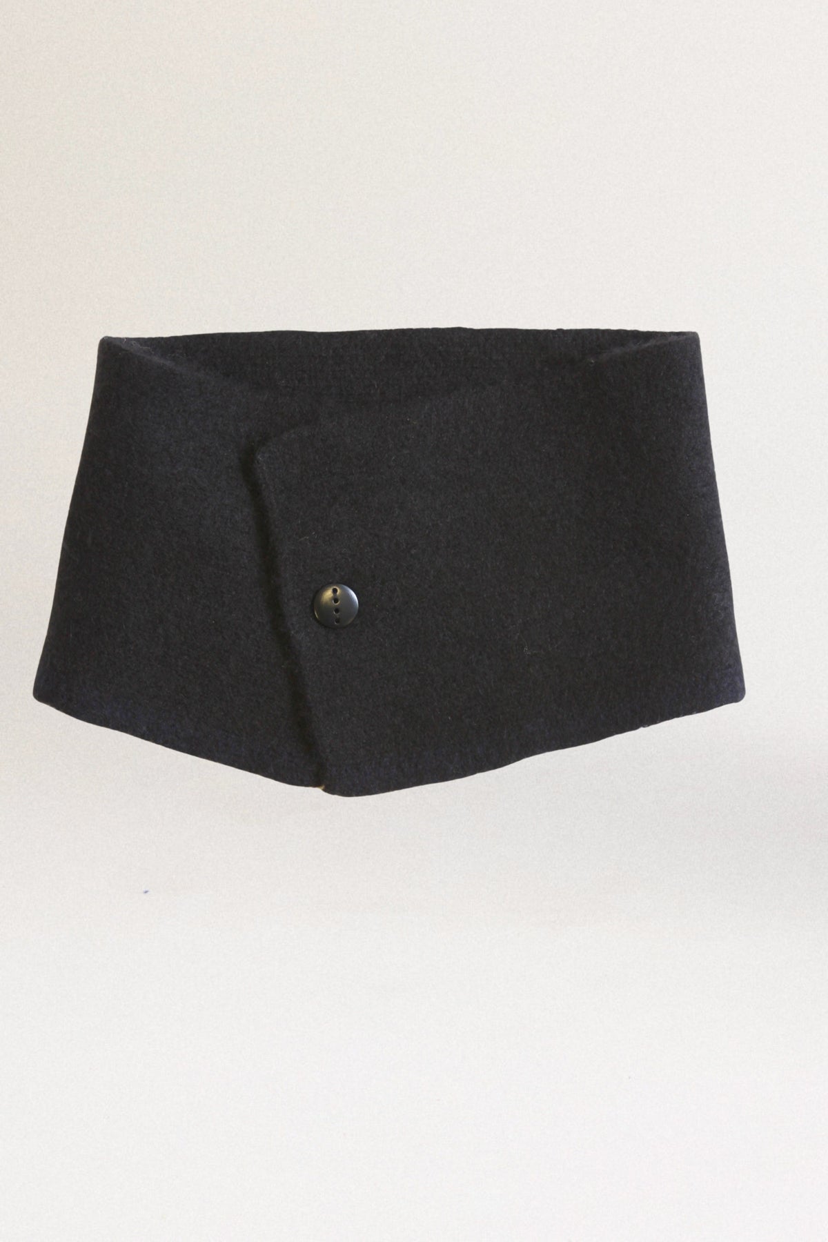 Neku Neck Snood in Black & Ocean