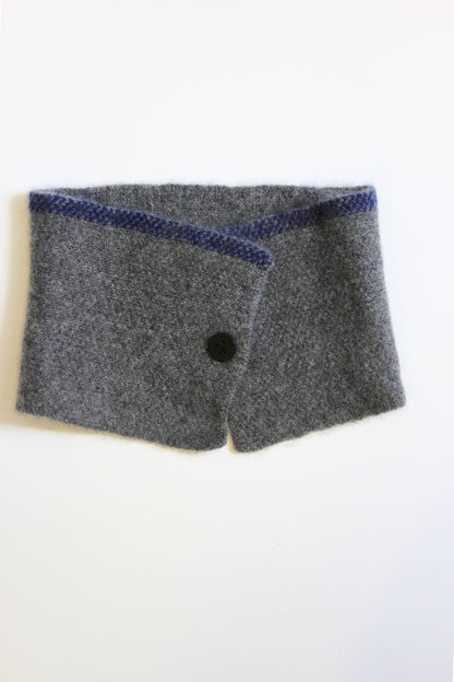 Neku Neck Snood in Slate & Ink