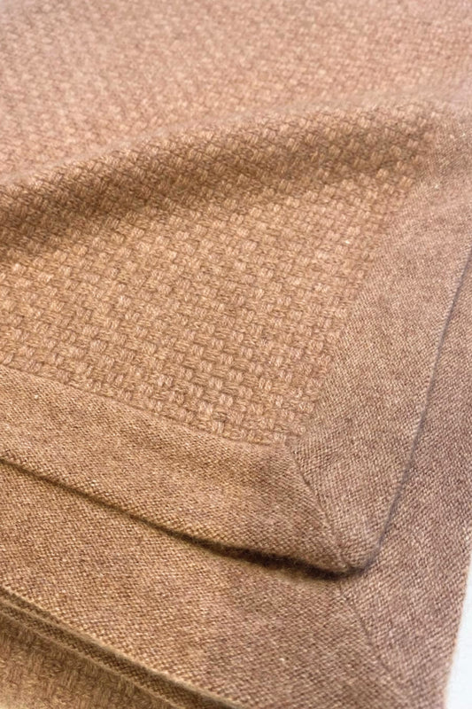 Oak Throw in Nutmeg
