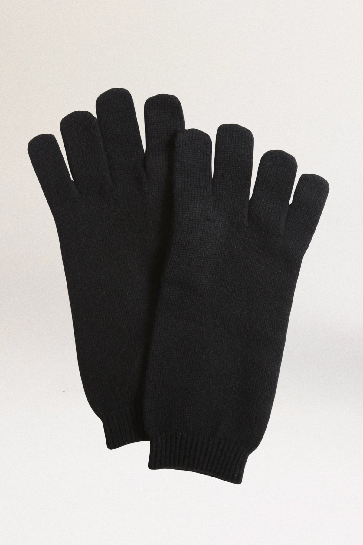 Palm Gloves in Black