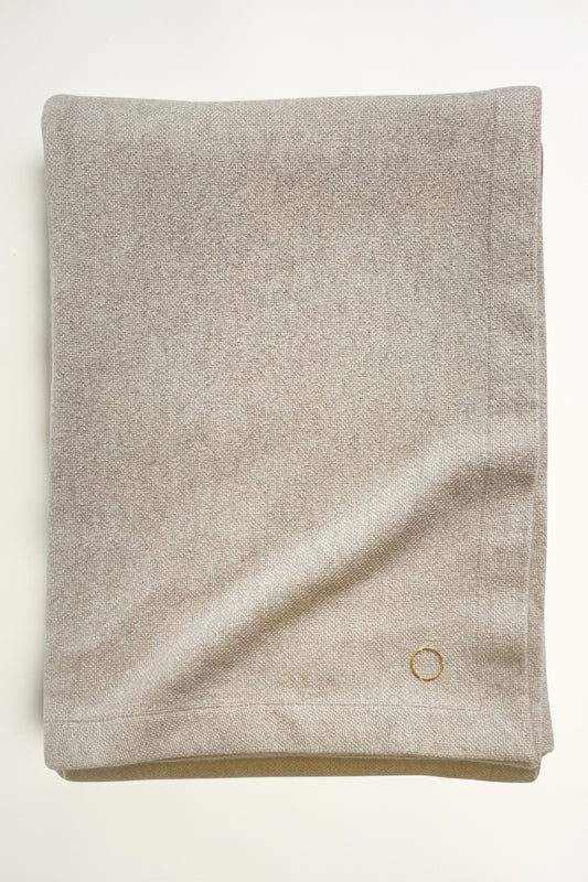 Poetra Throw in Feather
