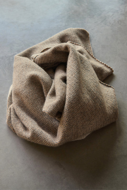 Quadro Throw in Nutmeg & Slate