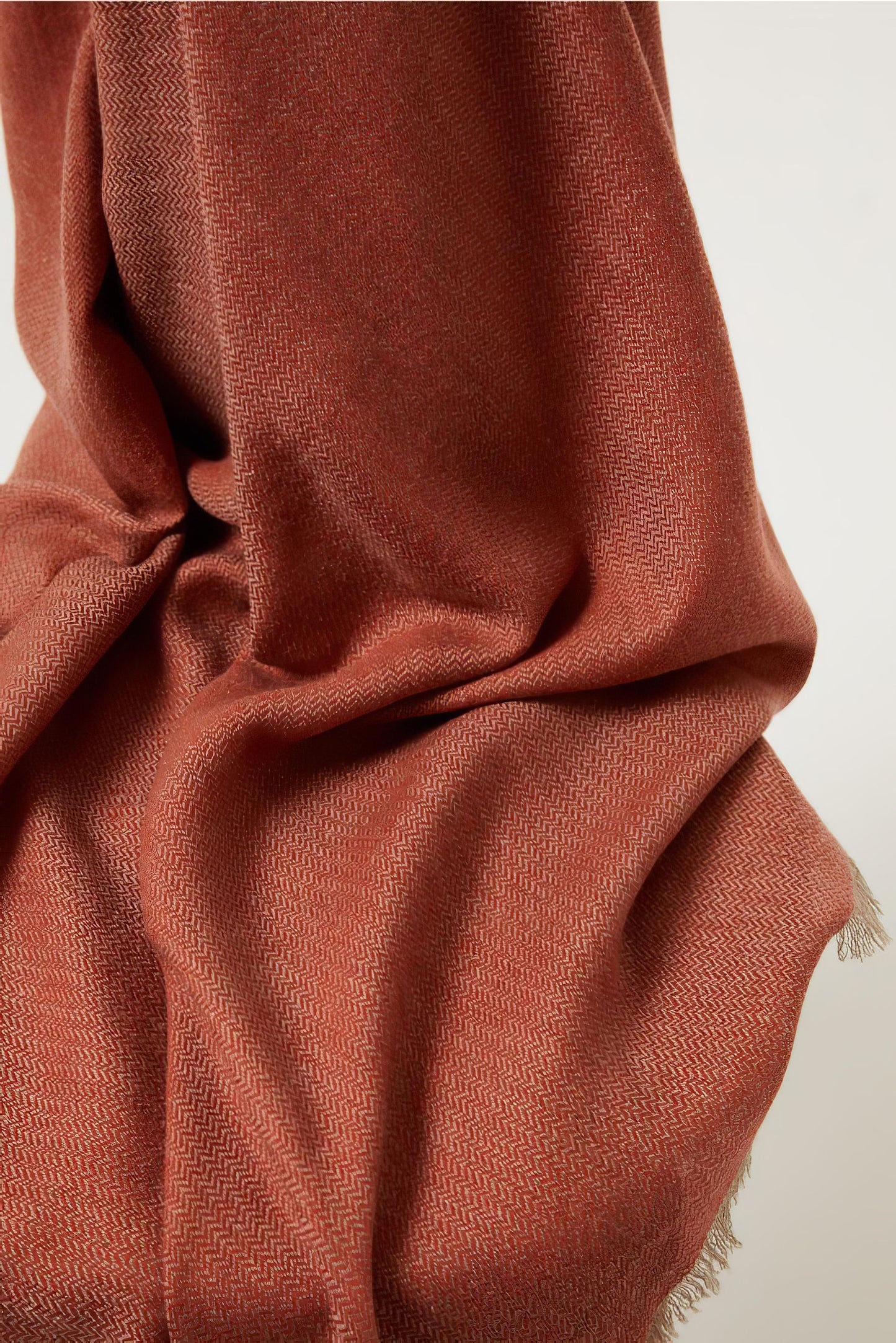 Saan Throw