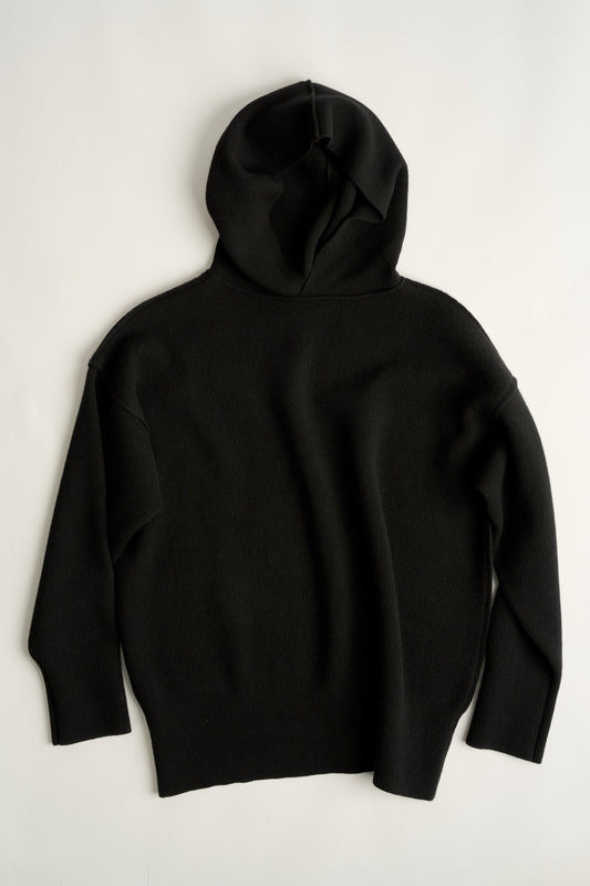 Seku Hoodie in Black