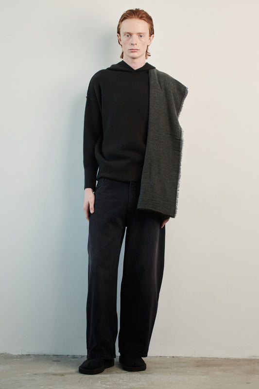 Seku Hoodie in Black