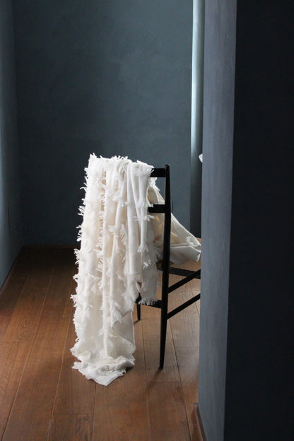 Seren Throw in Ivory
