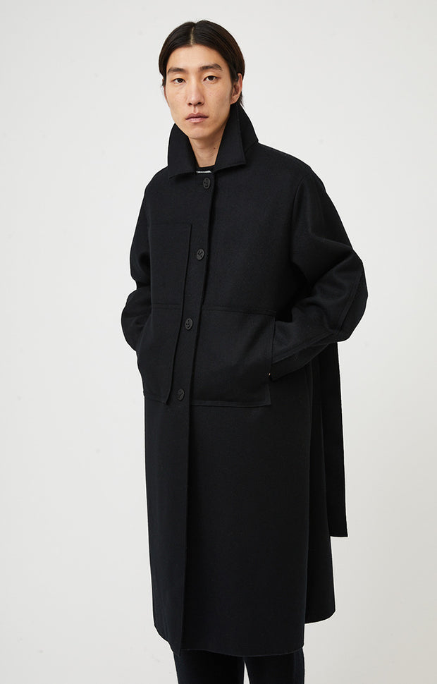 Shield Coat in Black