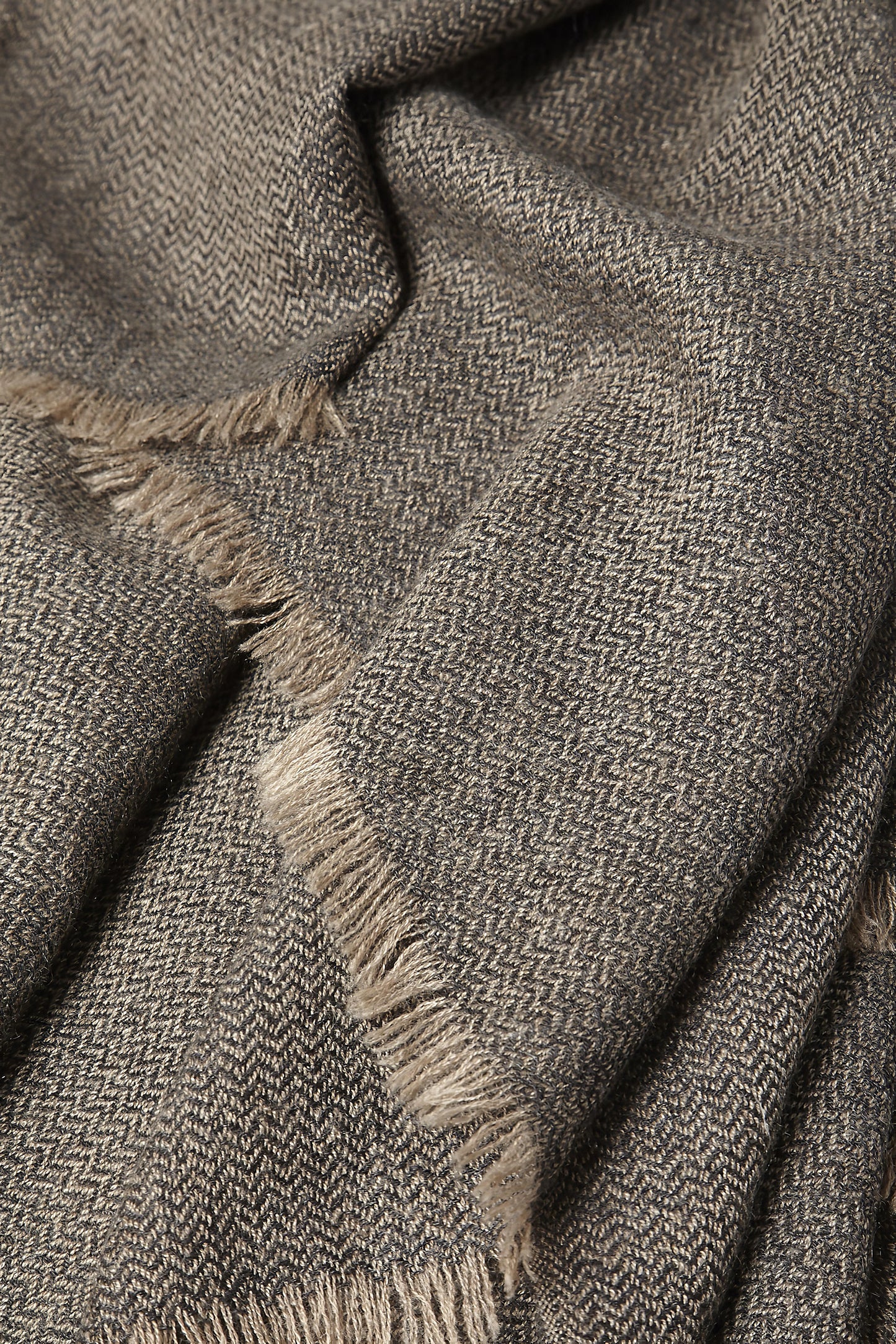 Saan Throw