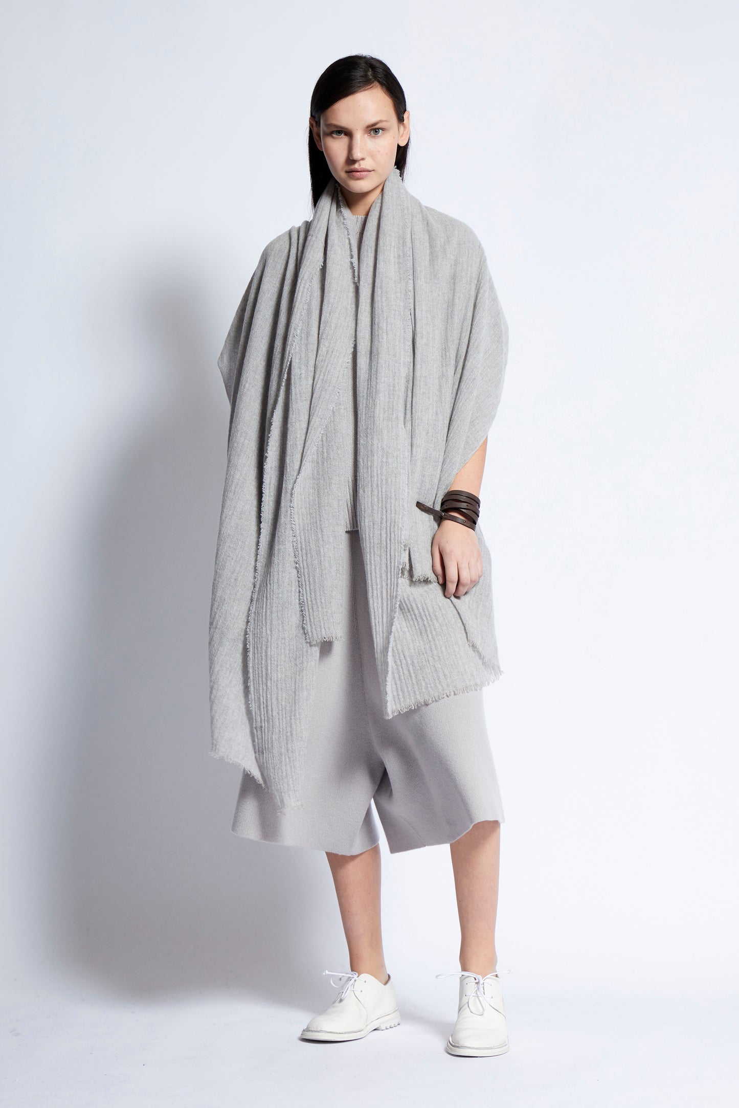 Esra Travel Throw