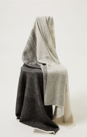 Hesta Cashmere Travel Throw in Ivory & Black