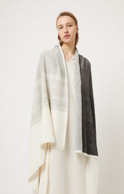 Hesta Cashmere Travel Throw in Ivory & Black