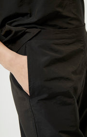 Rianan Trousers in Dark Clay